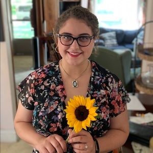 Meet your Posher, Leeanna